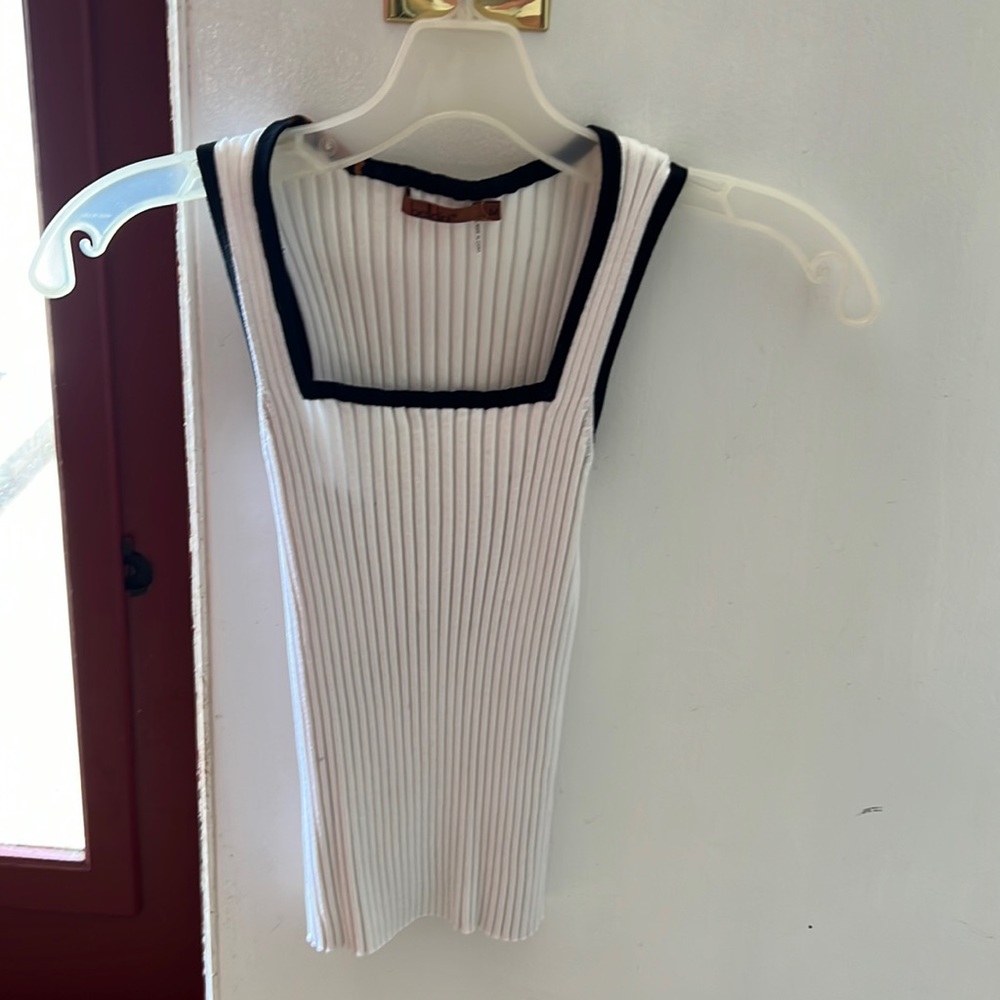 Belldini 2 piece top.  Tank top and zipper sweater size M